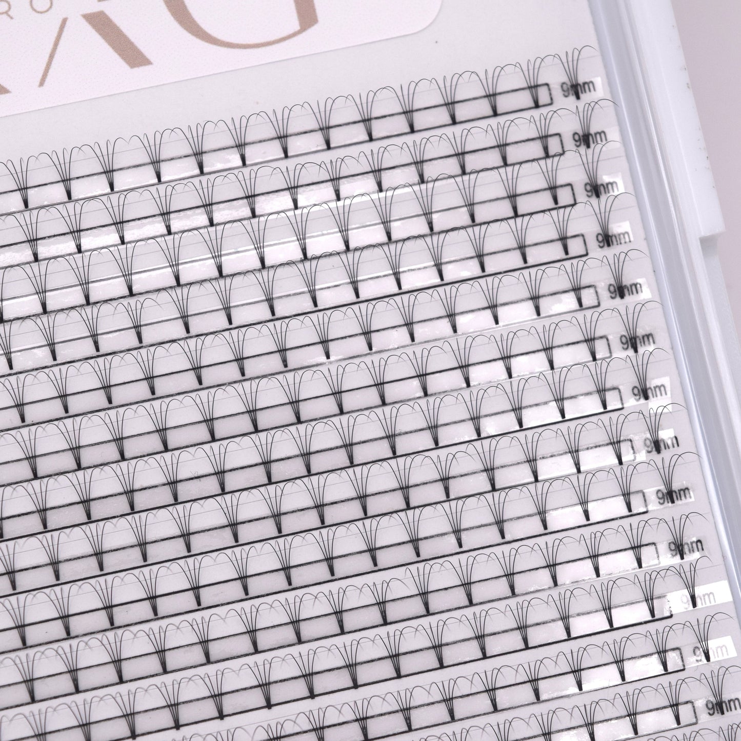 4D 0.07 D Curl - Pre Made Short Stem Fans - XL Tray